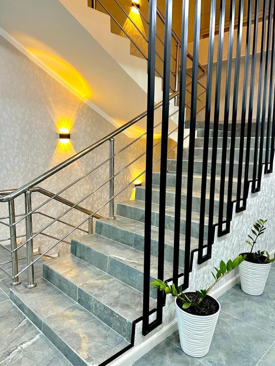 Urban Hotel Bisjkek Buitenkant foto