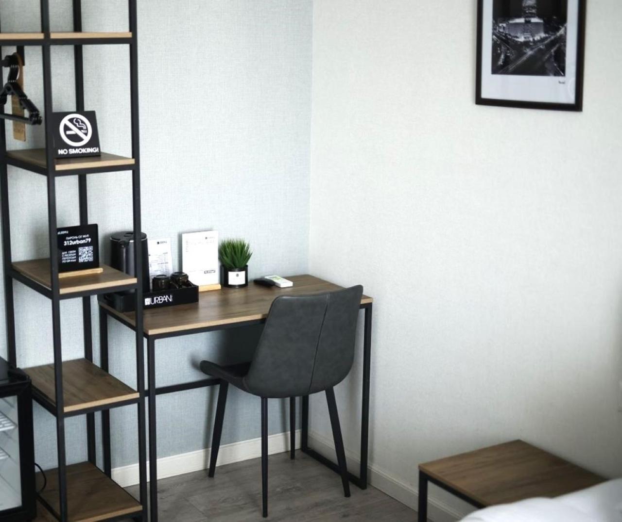 Urban Hotel Bisjkek Buitenkant foto
